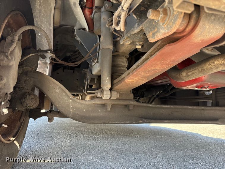 image for item EM6120 2015 Ford F650 shuttle bus