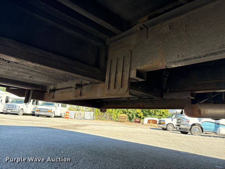 image for item EM6120 2015 Ford F650 shuttle bus