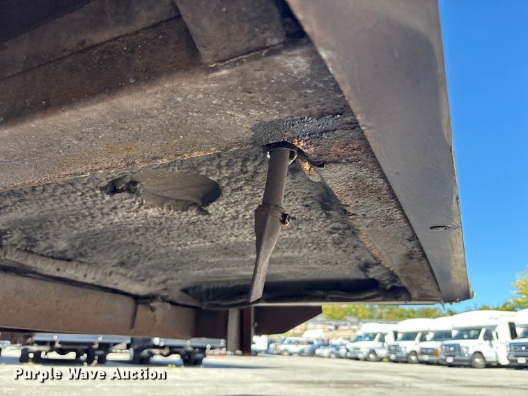 image for item EM6120 2015 Ford F650 shuttle bus