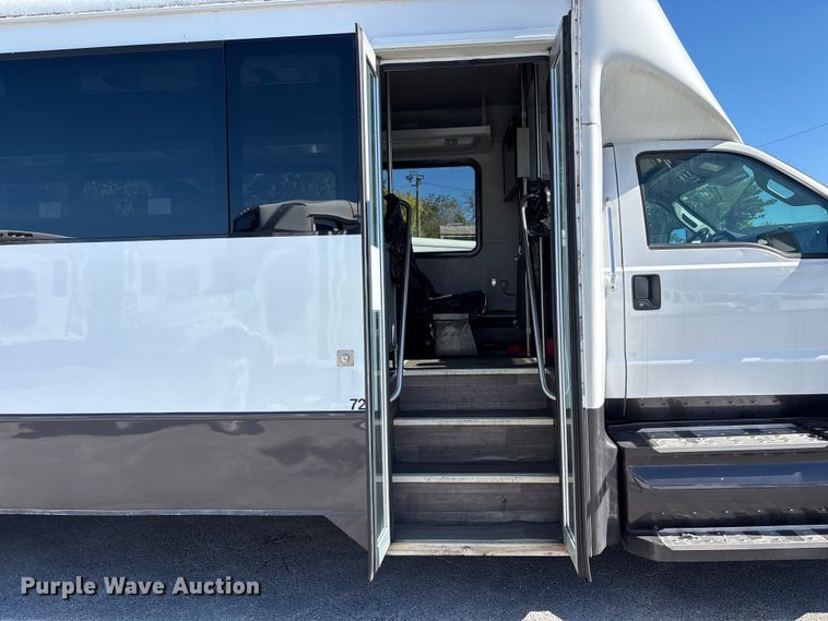 image for item EM6120 2015 Ford F650 shuttle bus