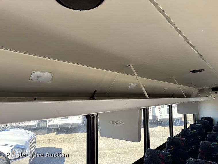 image for item EM6120 2015 Ford F650 shuttle bus