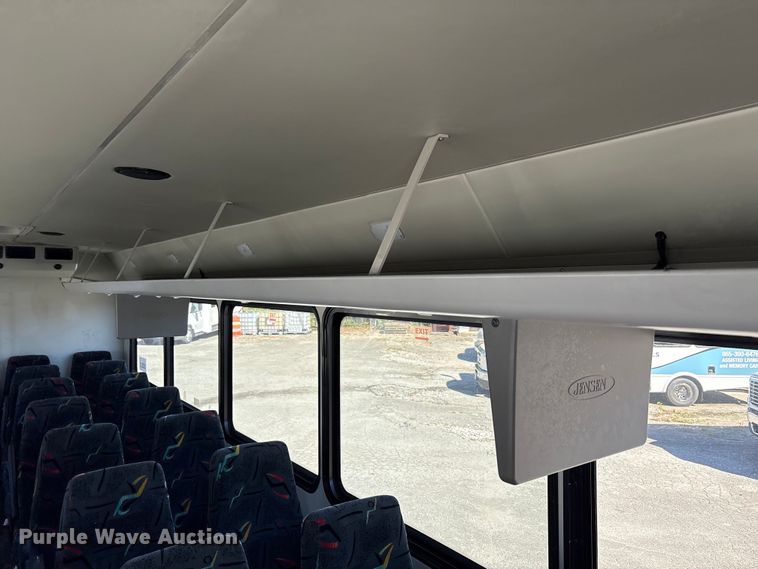 image for item EM6120 2015 Ford F650 shuttle bus