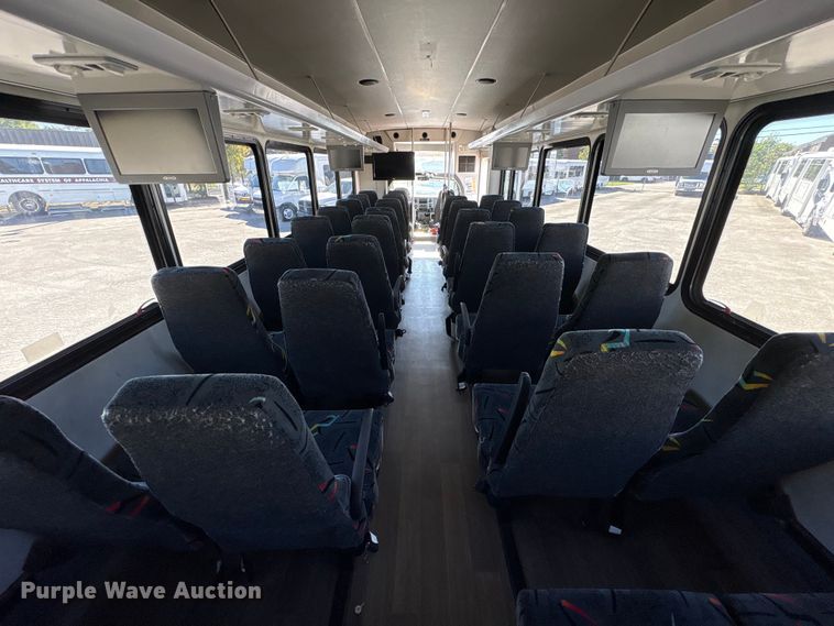 image for item EM6120 2015 Ford F650 shuttle bus