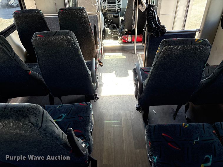 image for item EM6120 2015 Ford F650 shuttle bus
