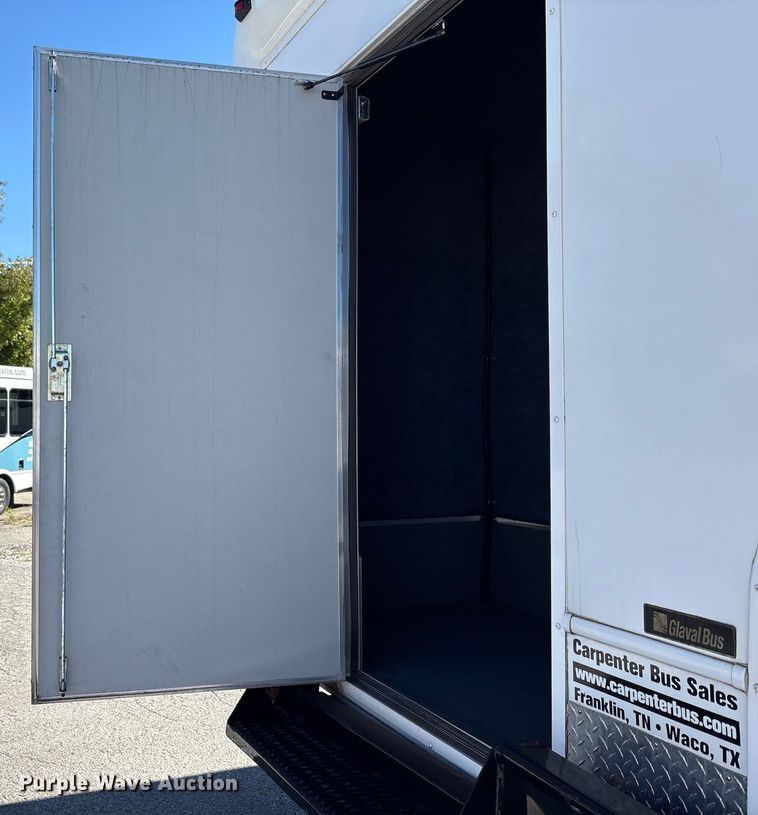 image for item EM6120 2015 Ford F650 shuttle bus