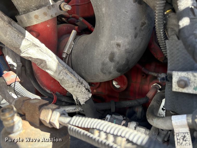 image for item EM6120 2015 Ford F650 shuttle bus