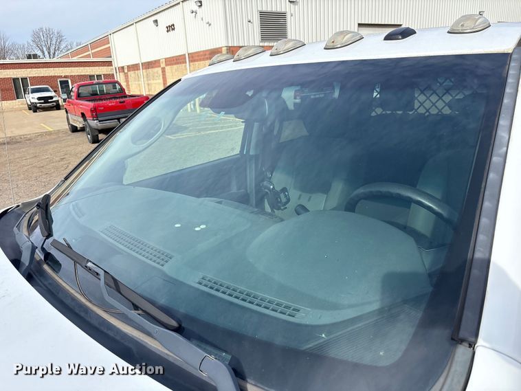 image for item EM6196 2015 RAM 5500 Crew Cab flatbed truck