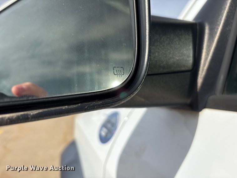 image for item EM6196 2015 RAM 5500 Crew Cab flatbed truck