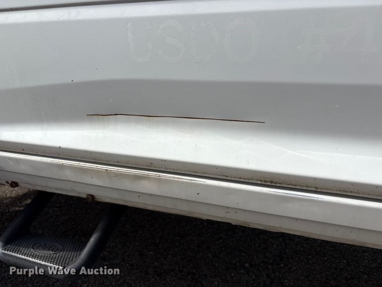 image for item EM6196 2015 RAM 5500 Crew Cab flatbed truck