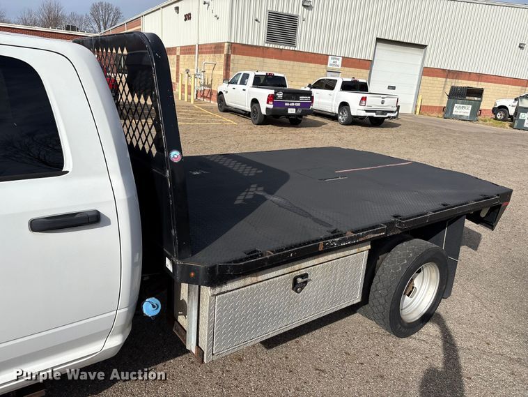 image for item EM6196 2015 RAM 5500 Crew Cab flatbed truck