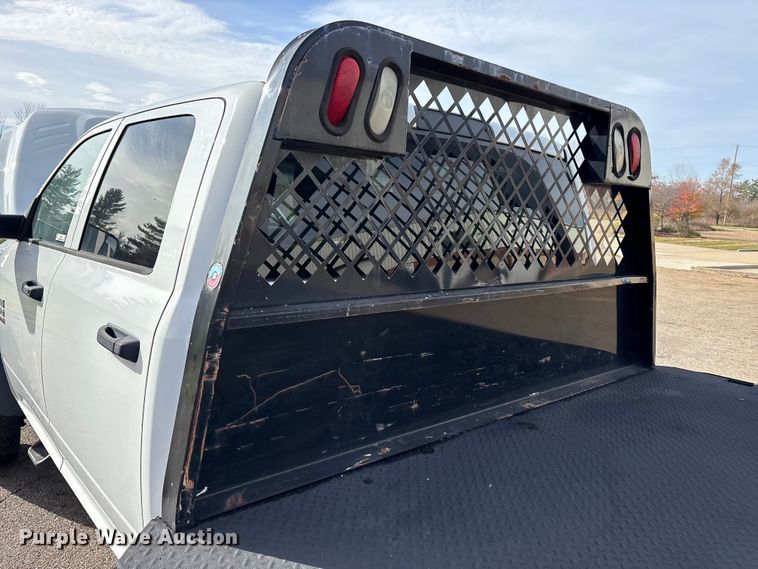 image for item EM6196 2015 RAM 5500 Crew Cab flatbed truck