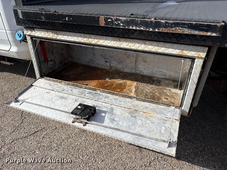 image for item EM6196 2015 RAM 5500 Crew Cab flatbed truck