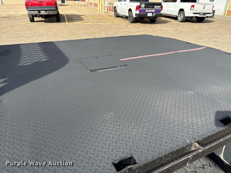 image for item EM6196 2015 RAM 5500 Crew Cab flatbed truck