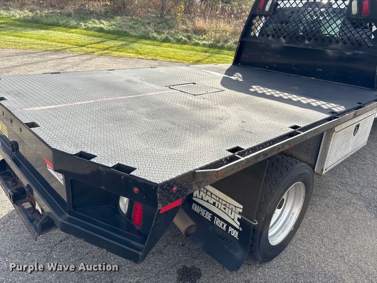 image for item EM6196 2015 RAM 5500 Crew Cab flatbed truck