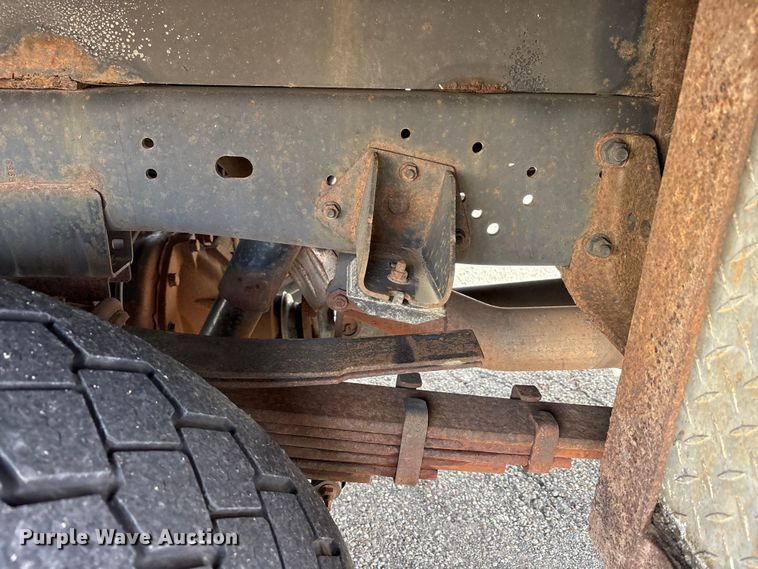 image for item EM6196 2015 RAM 5500 Crew Cab flatbed truck