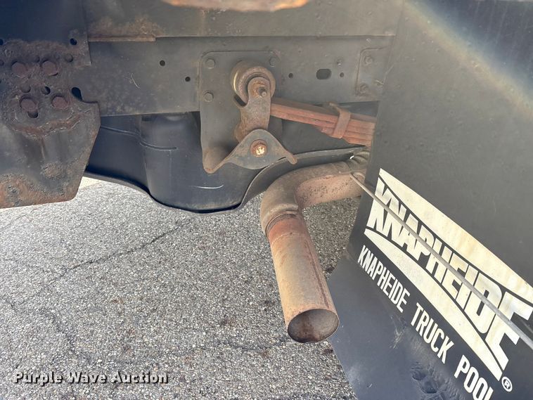 image for item EM6196 2015 RAM 5500 Crew Cab flatbed truck