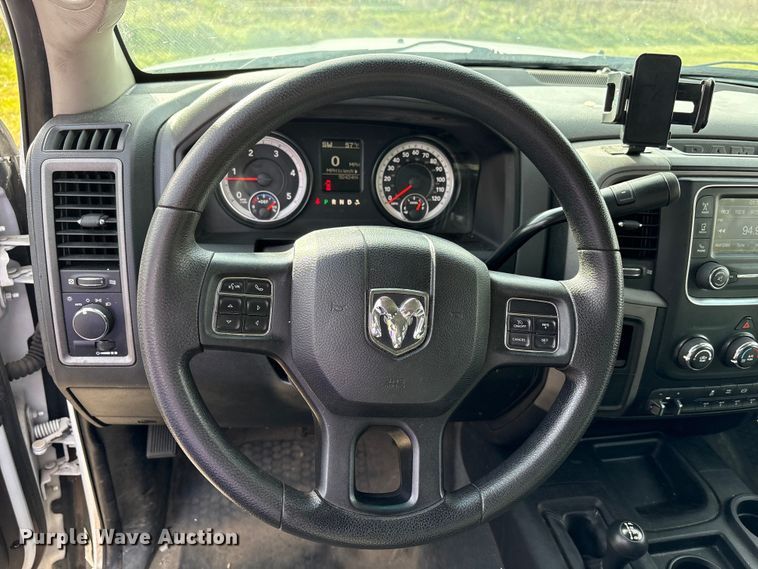 image for item EM6196 2015 RAM 5500 Crew Cab flatbed truck