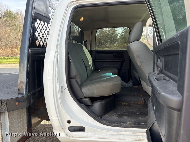 image for item EM6196 2015 RAM 5500 Crew Cab flatbed truck