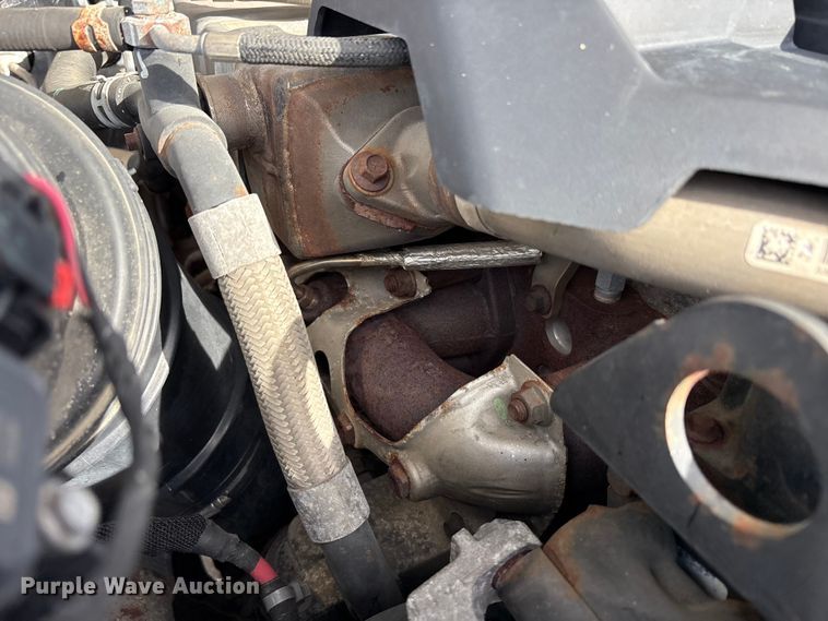 image for item EM6196 2015 RAM 5500 Crew Cab flatbed truck