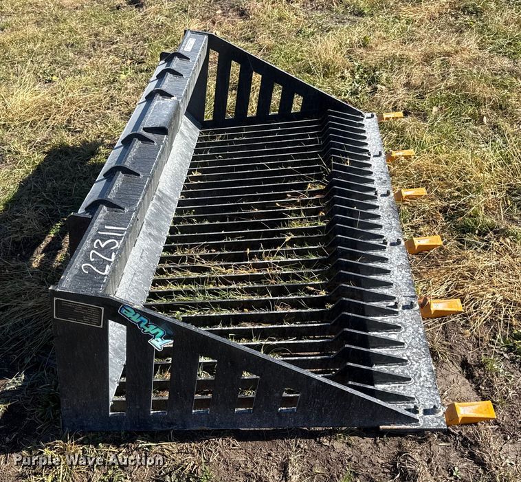 image for item EN0056 2025 Future RB66 skid steer rock bucket