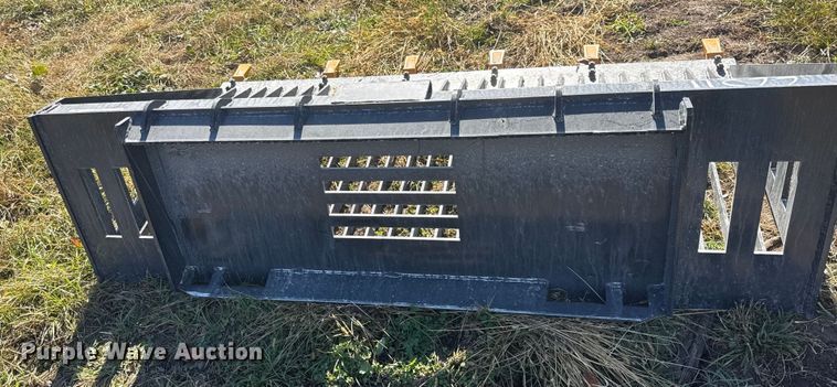 image for item EN0056 2025 Future RB66 skid steer rock bucket