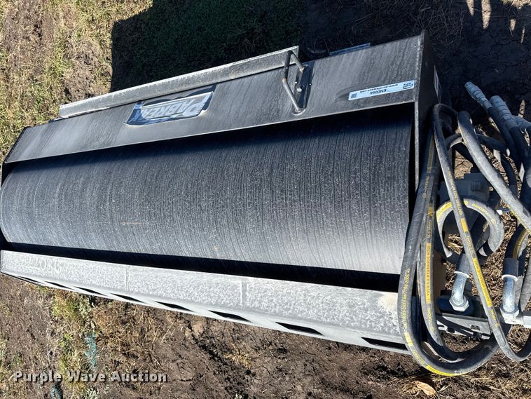 image for item EN0066 Pabreak skid steer vibratory roller