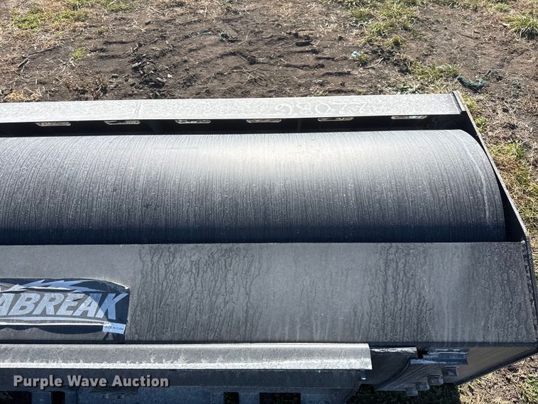 image for item EN0066 Pabreak skid steer vibratory roller