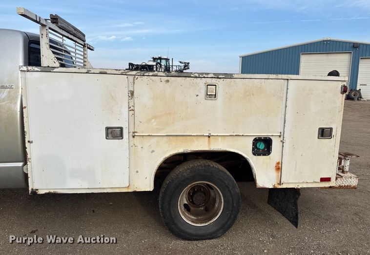 image for item EN0090 2009 Dodge Ram 3500HD utility bed pickup truck