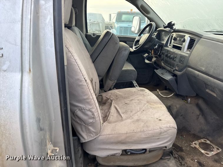 image for item EN0090 2009 Dodge Ram 3500HD utility bed pickup truck