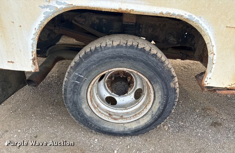 image for item EN0090 2009 Dodge Ram 3500HD utility bed pickup truck