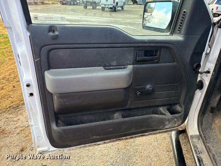 image for item EN0106 2014 Ford F150 pickup truck