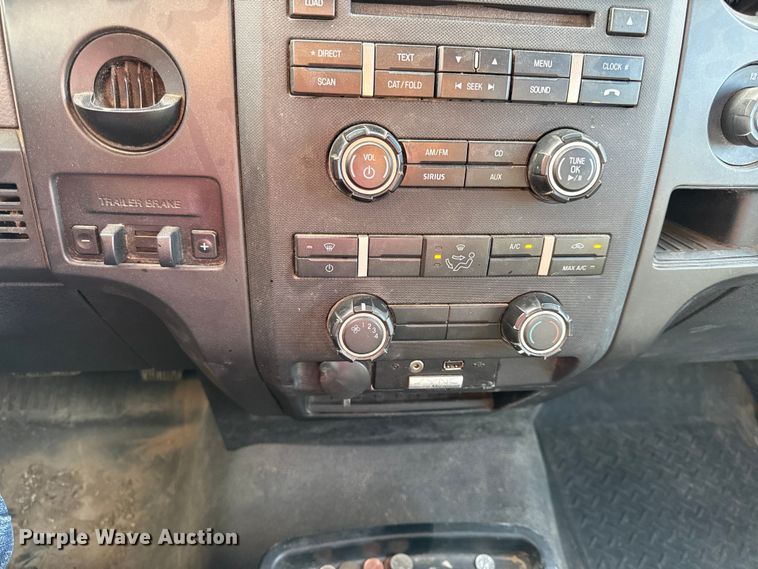 image for item EN0106 2014 Ford F150 pickup truck