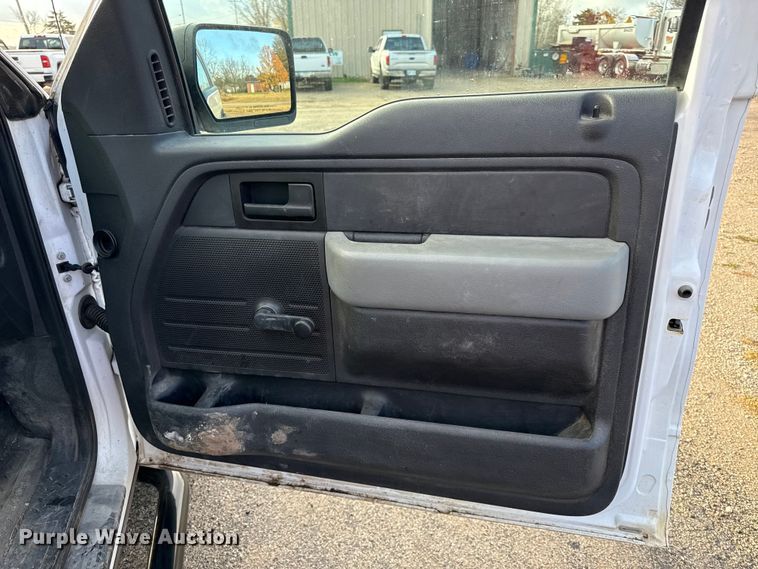 image for item EN0106 2014 Ford F150 pickup truck