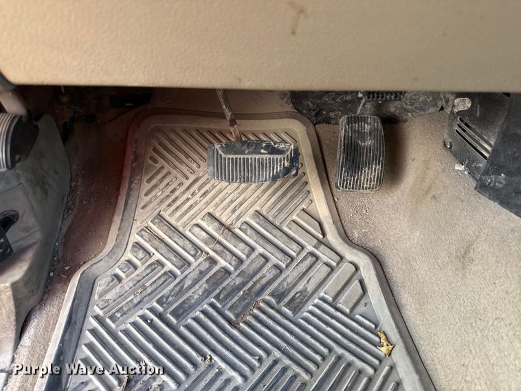 image for item EN0107 2005 Ford F150 SuperCab pickup truck