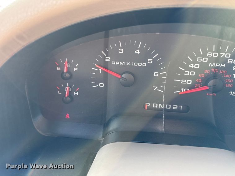 image for item EN0107 2005 Ford F150 SuperCab pickup truck