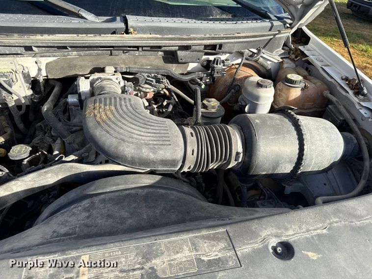 image for item EN0107 2005 Ford F150 SuperCab pickup truck