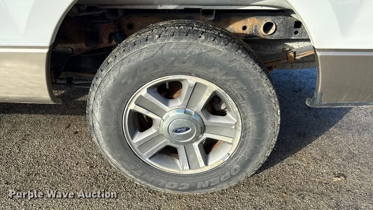 image for item EN0107 2005 Ford F150 SuperCab pickup truck