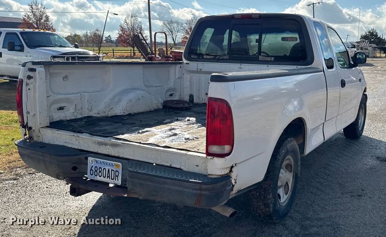 image for item EN0109 2001 Ford F150 SuperCab pickup truck
