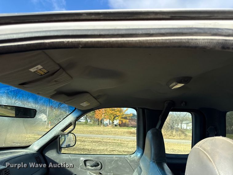 image for item EN0109 2001 Ford F150 SuperCab pickup truck