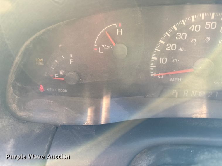 image for item EN0109 2001 Ford F150 SuperCab pickup truck