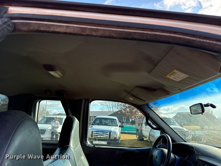 image for item EN0109 2001 Ford F150 SuperCab pickup truck