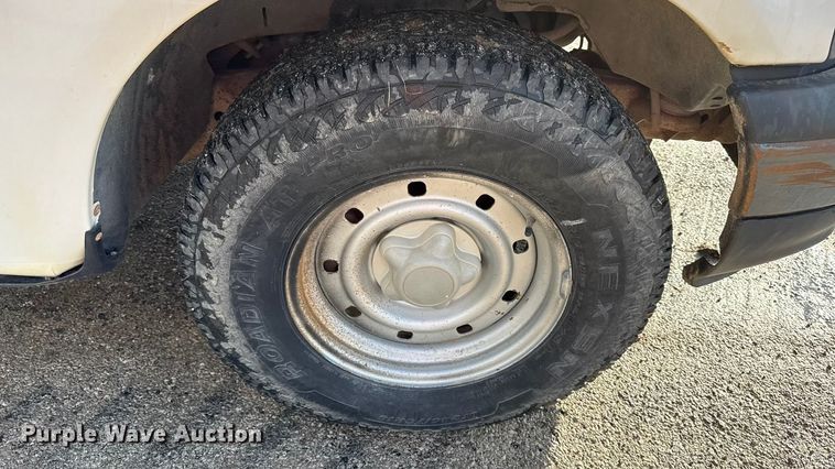 image for item EN0109 2001 Ford F150 SuperCab pickup truck