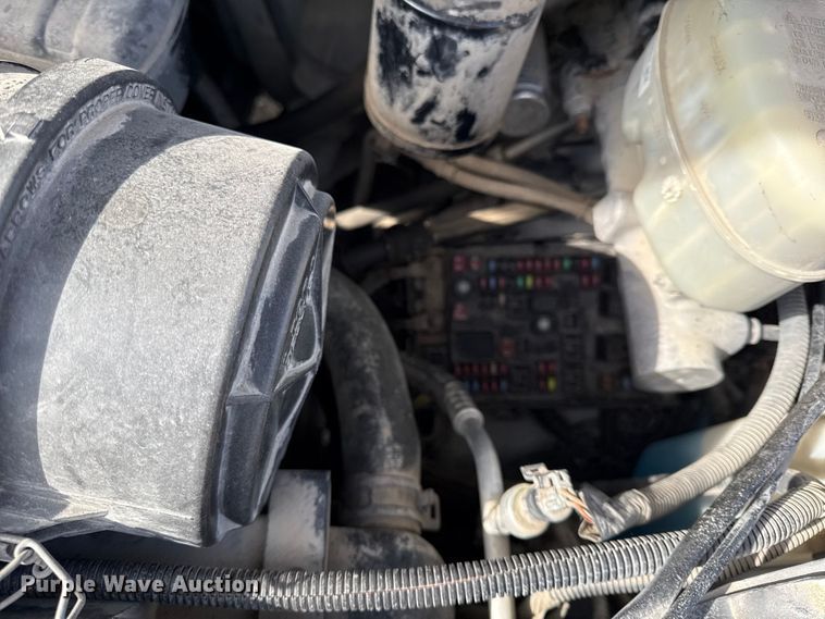 image for item EN0152 2017 Chevrolet Express 2500 van