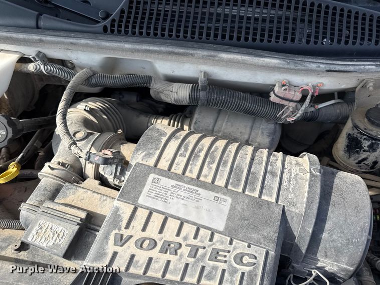 image for item EN0152 2017 Chevrolet Express 2500 van