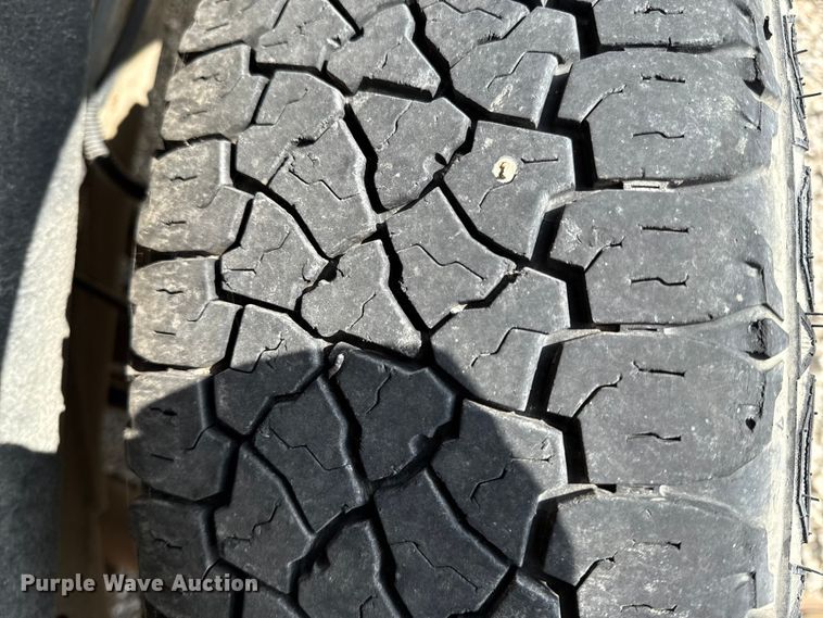 image for item EN0152 2017 Chevrolet Express 2500 van