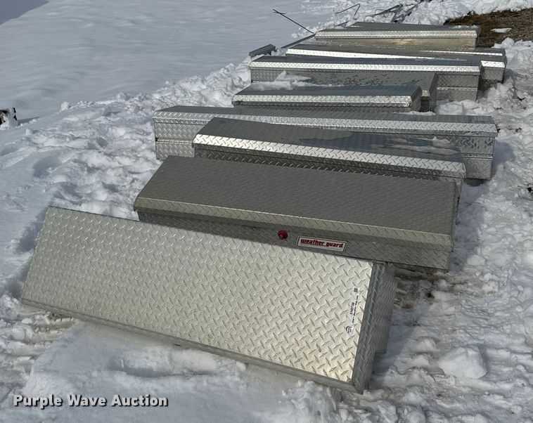 image for item EN0738 (12) toolboxes