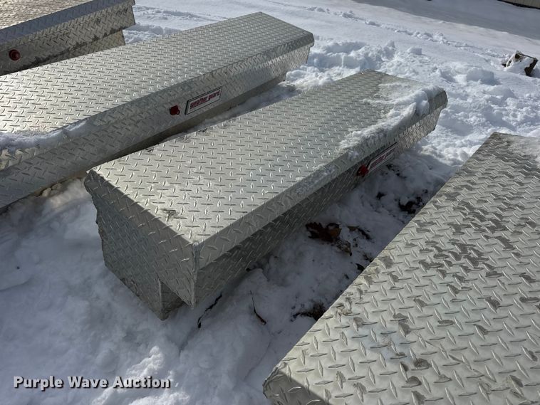 image for item EN0738 (12) toolboxes