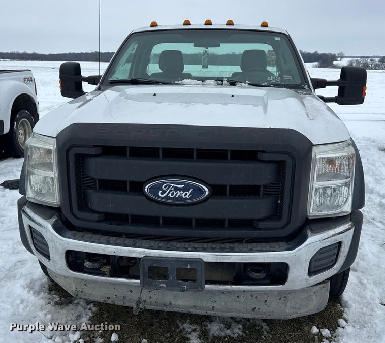 image for item EN0754 2013 Ford F450 flatbed truck