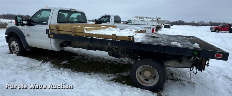 image for item EN0754 2013 Ford F450 flatbed truck