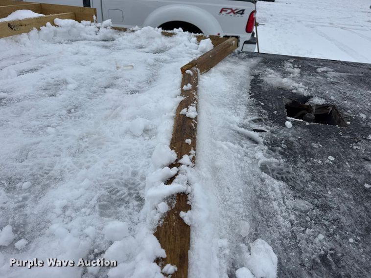 image for item EN0754 2013 Ford F450 flatbed truck